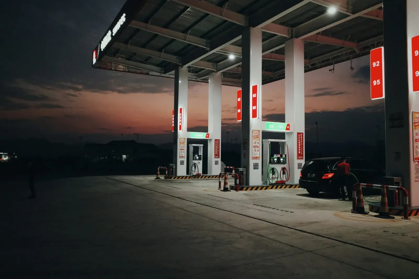 Fuel Surcharge Canada 2026: Why Freight Costs Are Exploding